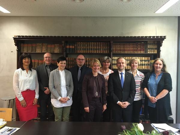 Vorstandssitzung Bibliotheksverband mit Ministerin Hesse