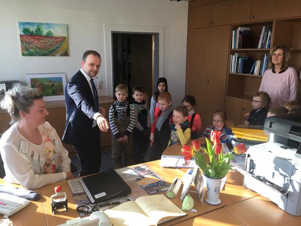 Besuch Vorschulkinder Katholisches Kinderhaus im Rathaus