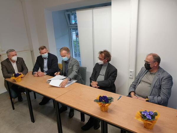 Unterzeichnung Kooperationsvertrag Stadtteilbüro Oststadt