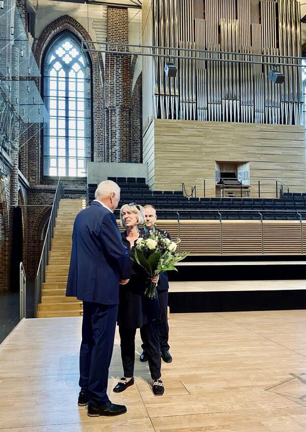 Ehrung in seinem &raquo;zu Hause&laquo;: Manfred Tepper unter Beifall in der Konzertkirche verabschiedet