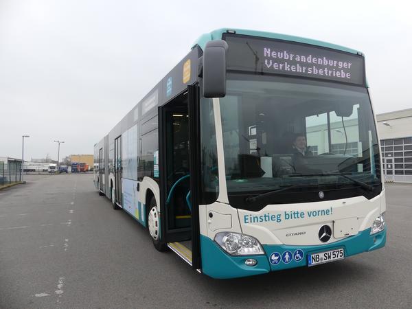 Momentan sind zwei Busse im Fuhrpark der NVB mit dem Abbiegeassistenten ausgerüstet.
