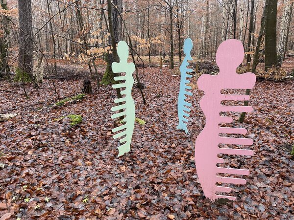 KZ-Gedenkort Waldbau (Kammsilhouetten)