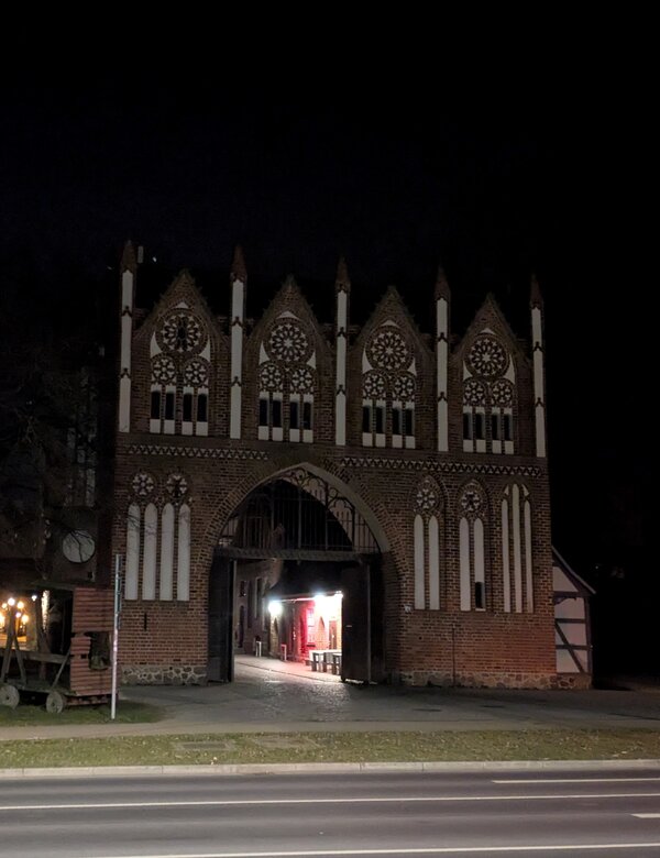 Vier-Tore-Stadt Neubrandenburg beteiligt sich an der Earth Hour