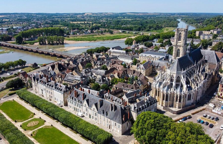 Nevers