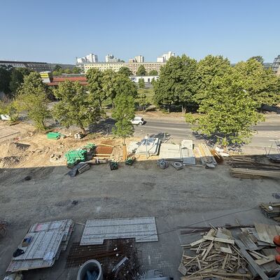 Der k&uuml;nftige Schulhof wird sichtbar