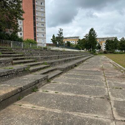2026-07-07 Trib�nen Oststadt_vorher_c_Vier-Tore-Stadt Neubrandenburg