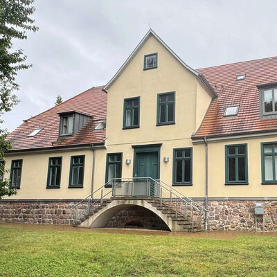 Das Amtshaus Broda in der Au�enansicht.